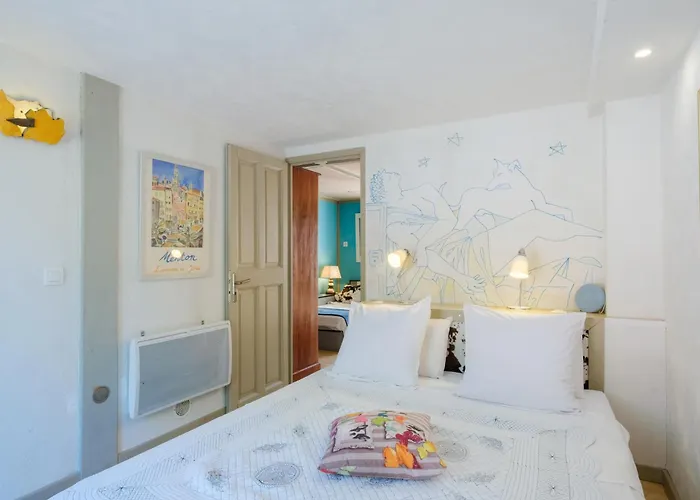 招待所 Sous L'olivier 4*