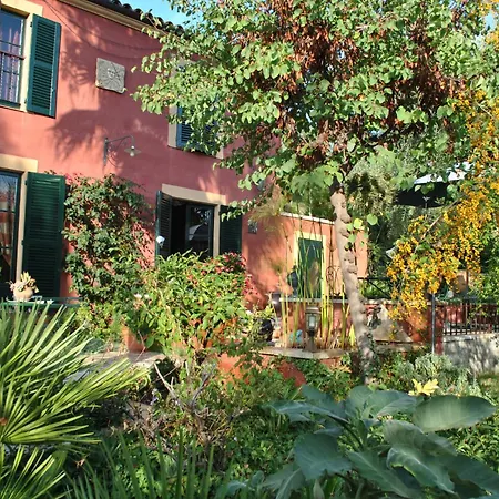 Casa de hóspedes Sous L'olivier Menton