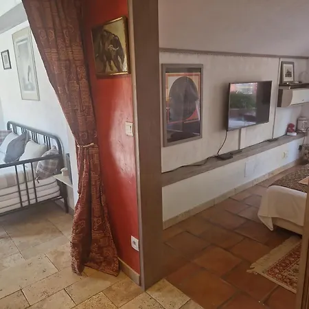 Pensjonat Sous L'olivier Mentona