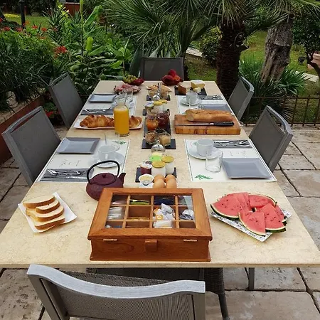 Bed & Breakfast Sous L'olivier Menton