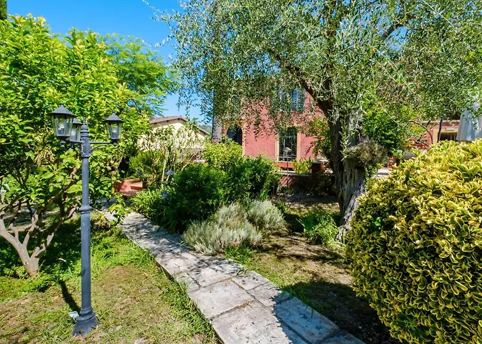 Konukevi Sous L'olivier 4*