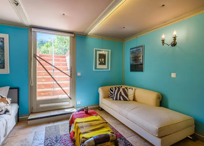 Konukevi Sous L'olivier Menton