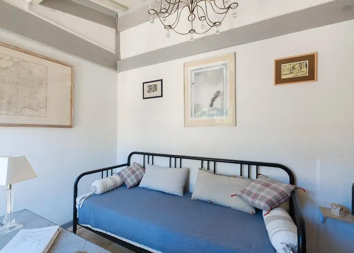 Sous L'olivier Pensionat Menton